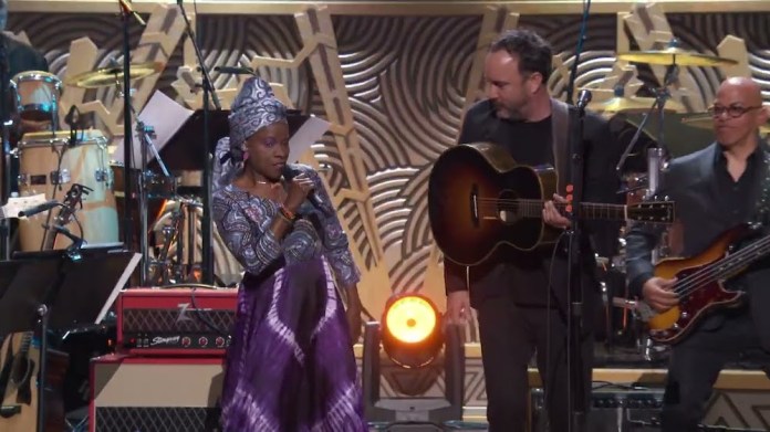 Dave Matthews Covers Paul Simon’s “You Can Call Me Al”: Watch