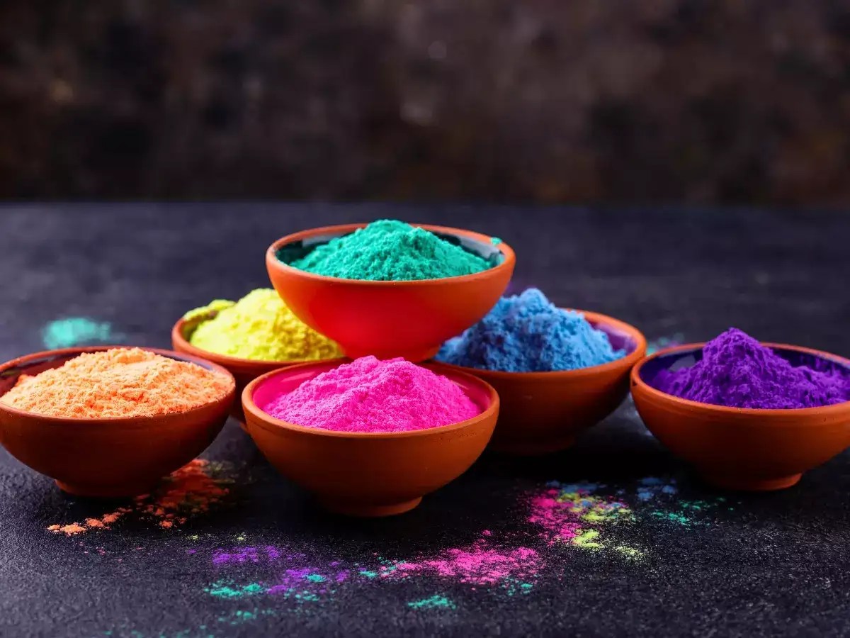 Holi 2024: 5 vegetables that can be used for making organic colours at home | The Times of India