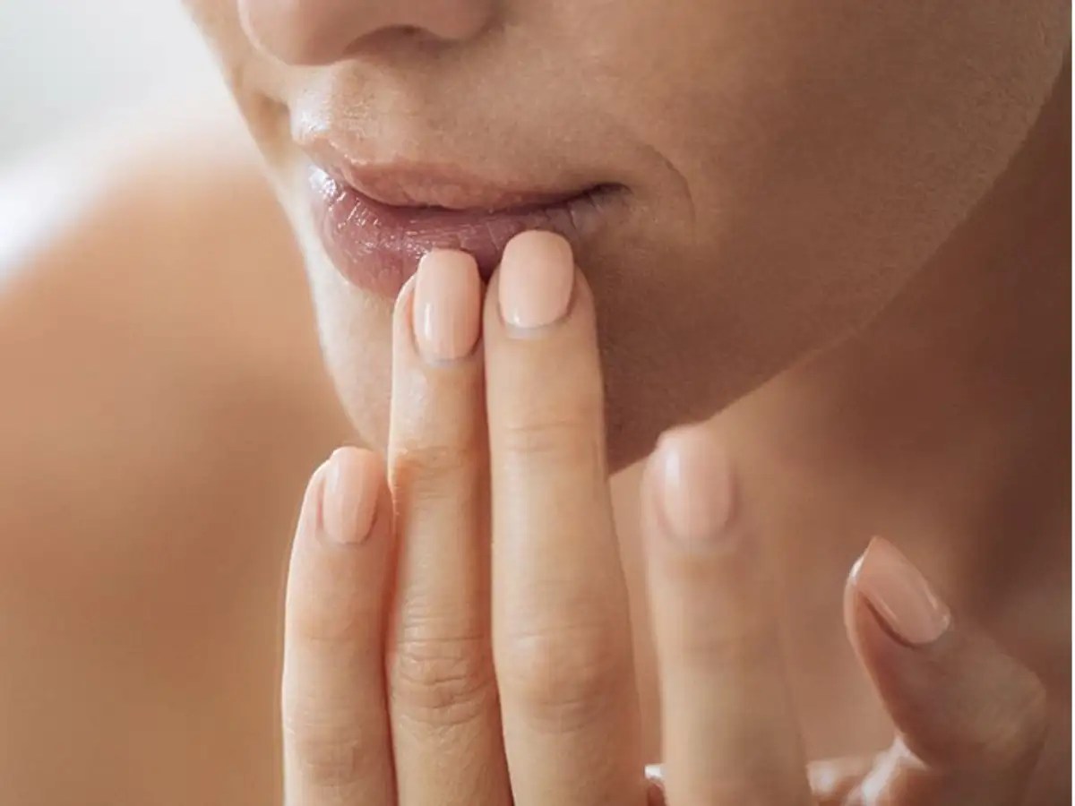 5 natural home remedies to lighten dark lips | The Times of India