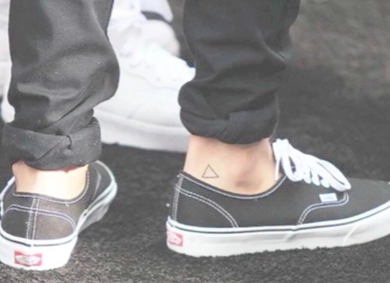 I've Dug My Self A Deep Hole That I Fell Into And Can't Get Out Of | Fandom 578_x_797_jpg