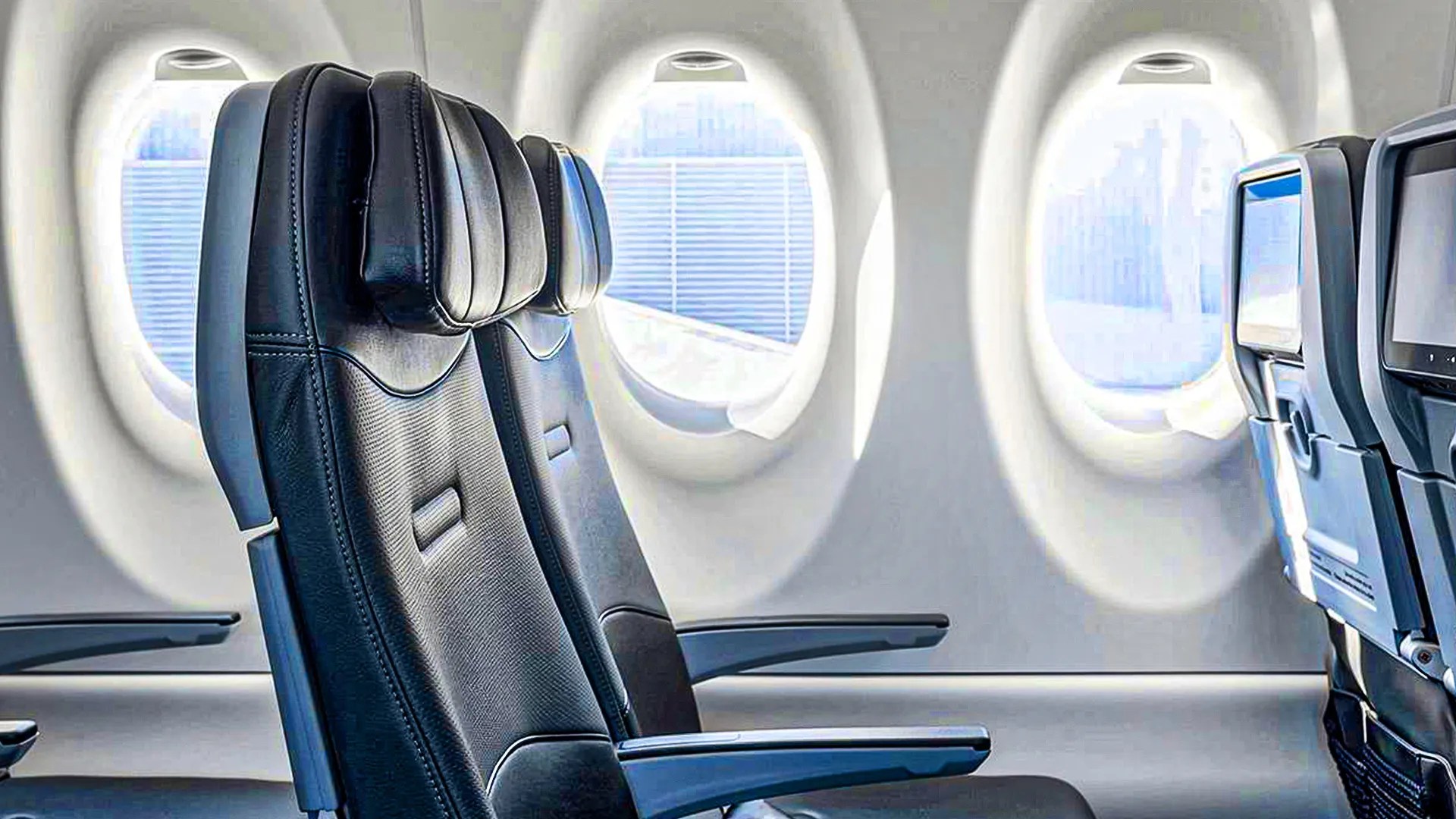 7 Airways With The World’s Most Spacious Financial system Cabins