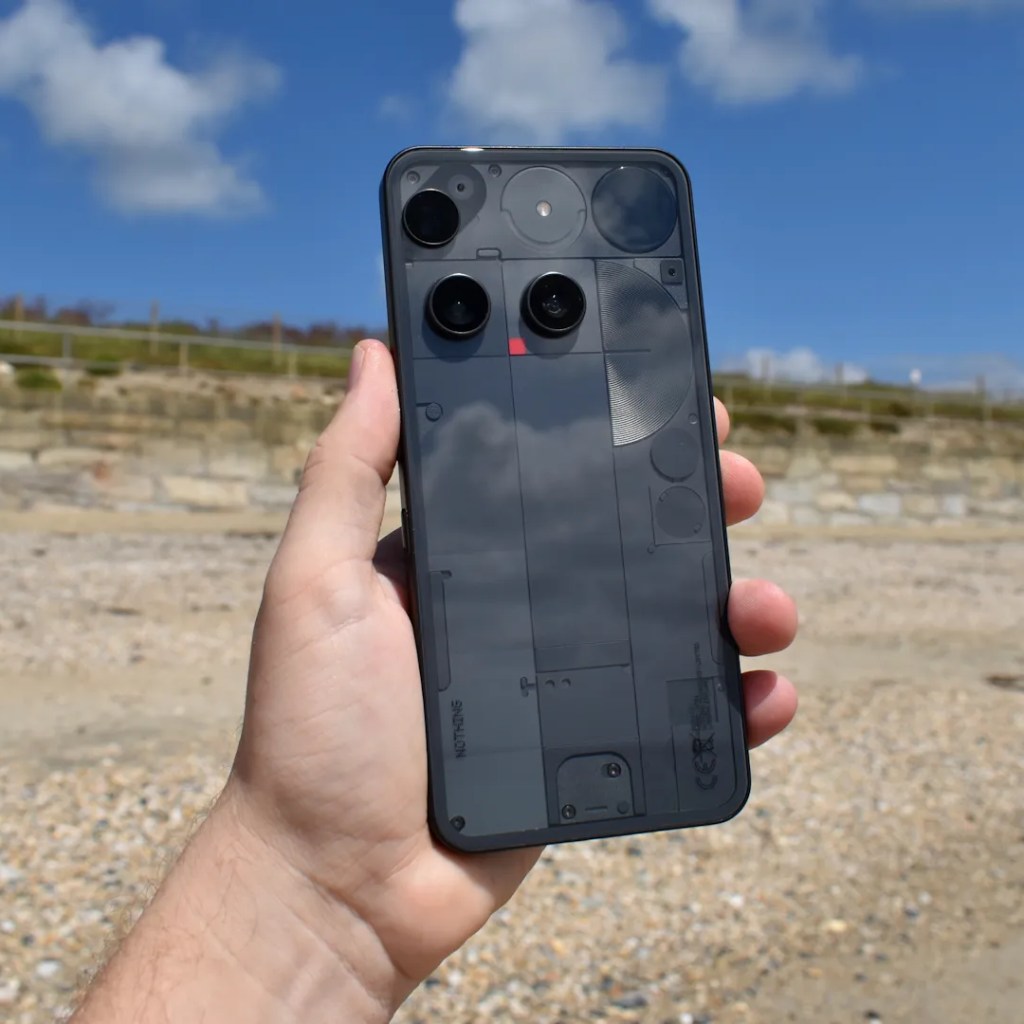 Nothing Phone 3 Flunks iFixit’s Repairability Test