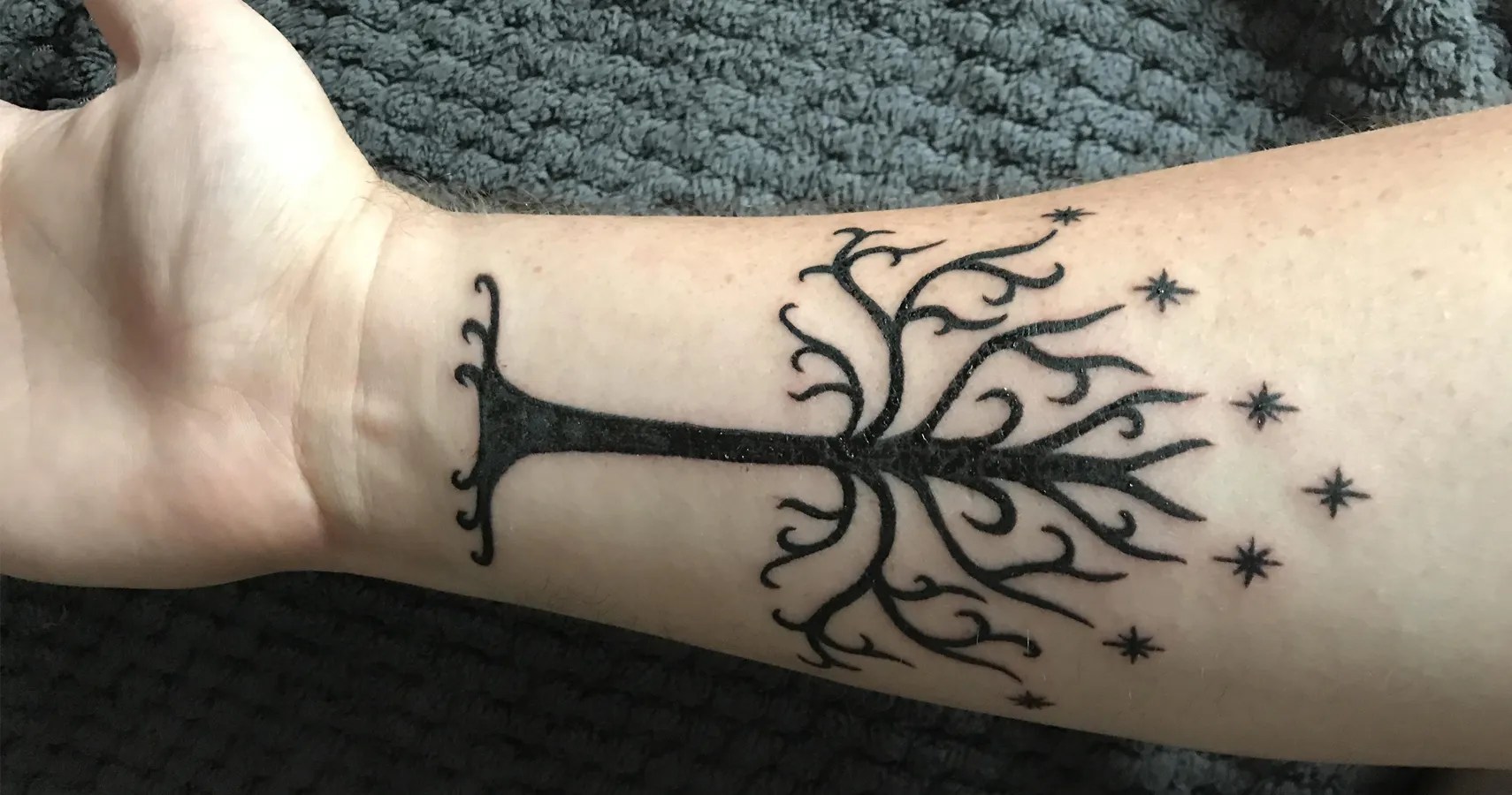 10 The Lord Of The Rings Tattoos Only True Fans Will Understand - Wechoiceblogger