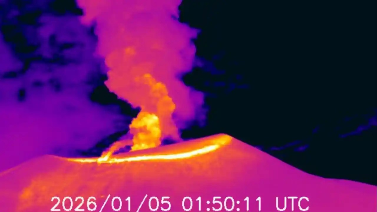Volcán Puracé registra siete emisiones de ceniza