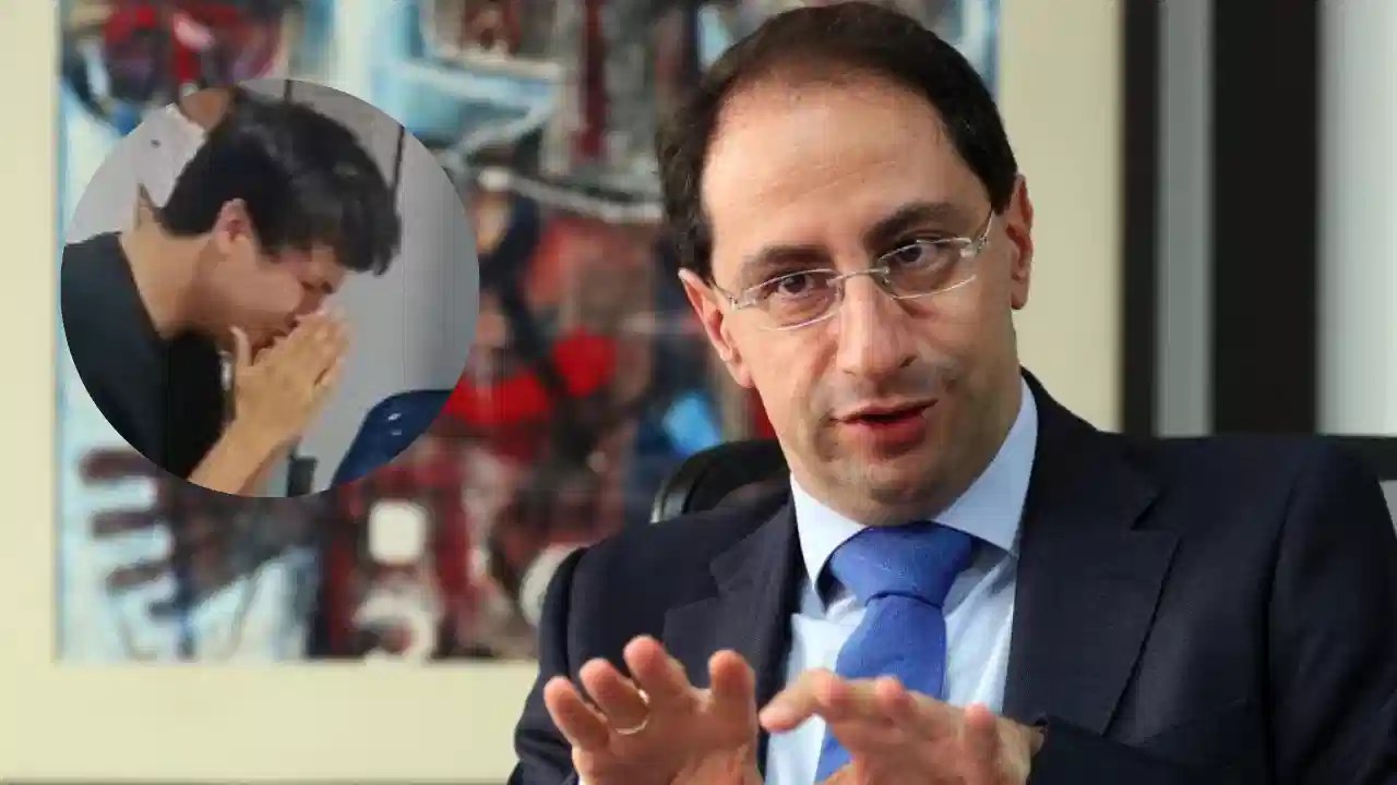 José Manuel Restrepo respondió al estudiante que lloró José Manuel Restrepo respondió al estudiante que lloró