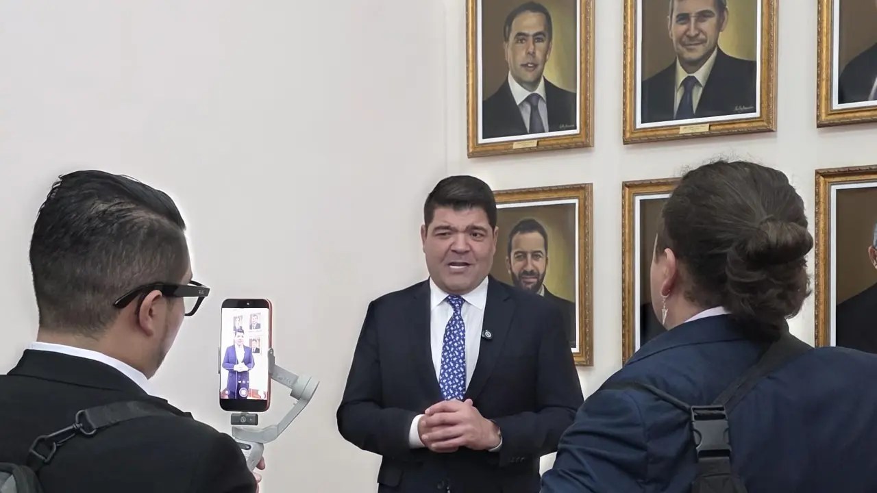 Juan Diego Gómez, la cuota Antioqueña en la inauguración del Salón de Presidentes en el Congreso de la República Juan Diego Gómez, la cuota Antioqueña en la inauguración del Salón de Presidentes en el Congreso de la República