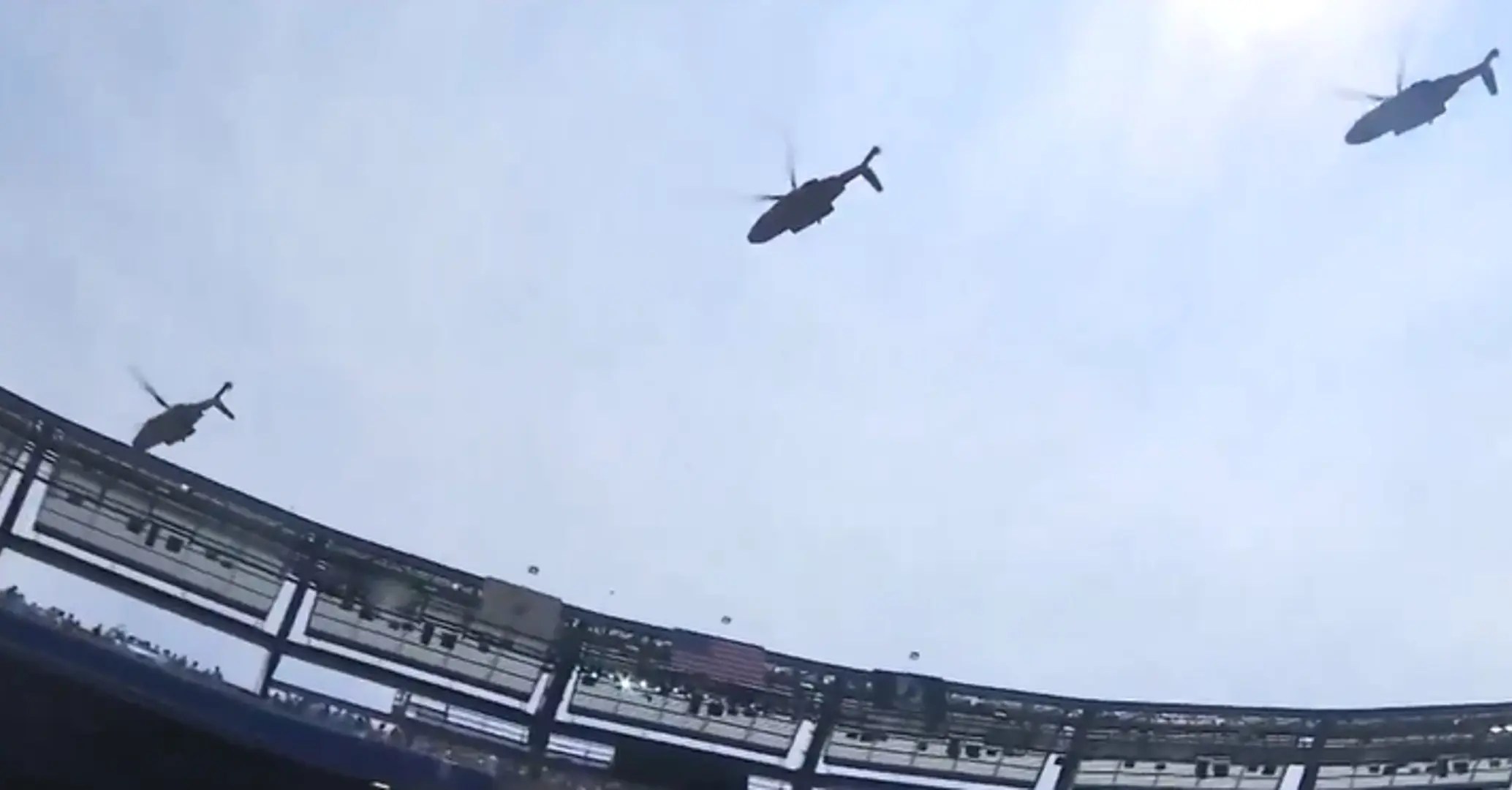 ¡Llegada de película! El espectacular paso elevado de Donald Trump en la gran final del Mundial 2026 2 helicóptero de triunfo2