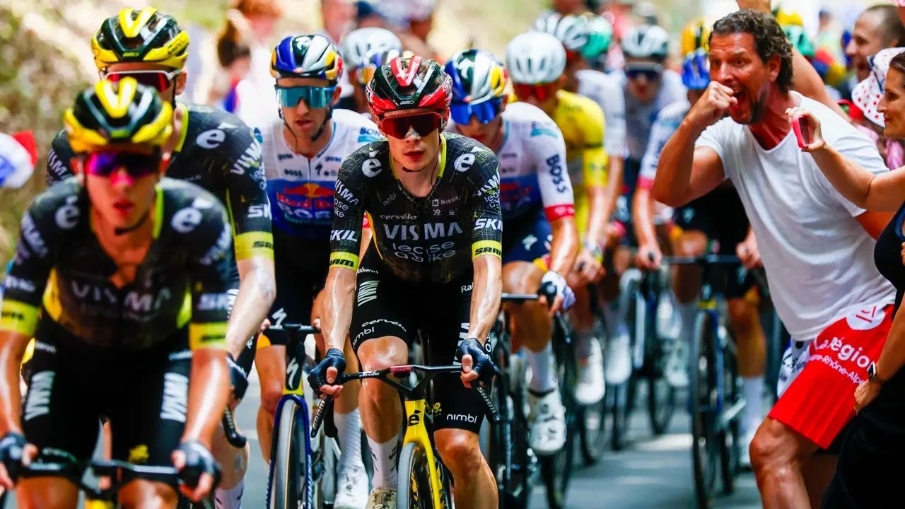 ¡Drama en el Tour de Francia! Jonas Vingegaard sufre dura caída y abandona la carrera