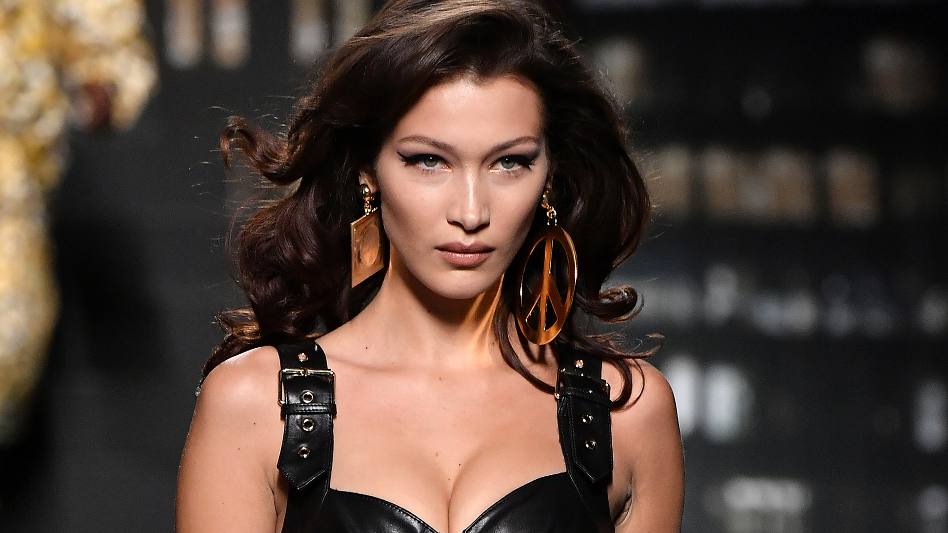 Bella Hadid Gets Versace Tattoo In Mesmerizing Video | Stylecaster 1079_x_1920_jpg