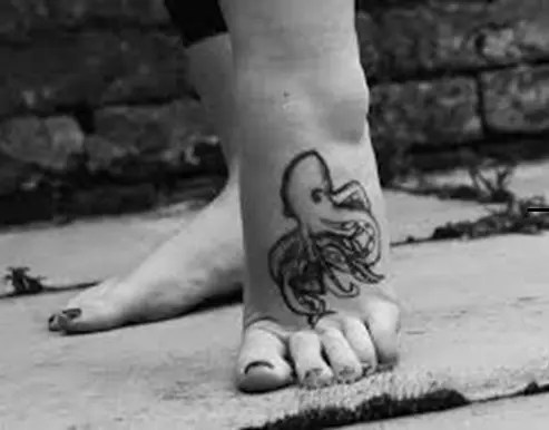9 Beautiful And Vibrant Octopus Tattoo Designs 386_x_493_webp