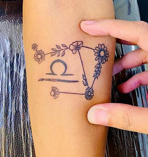 20 Elegant Libra Tattoo Designs And Their Meanings 500_x_473_jpg