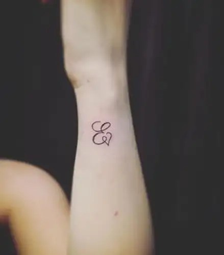 16 Unique E Letter Tattoo Designs With Images | Styles At Life 500_x_439_webp