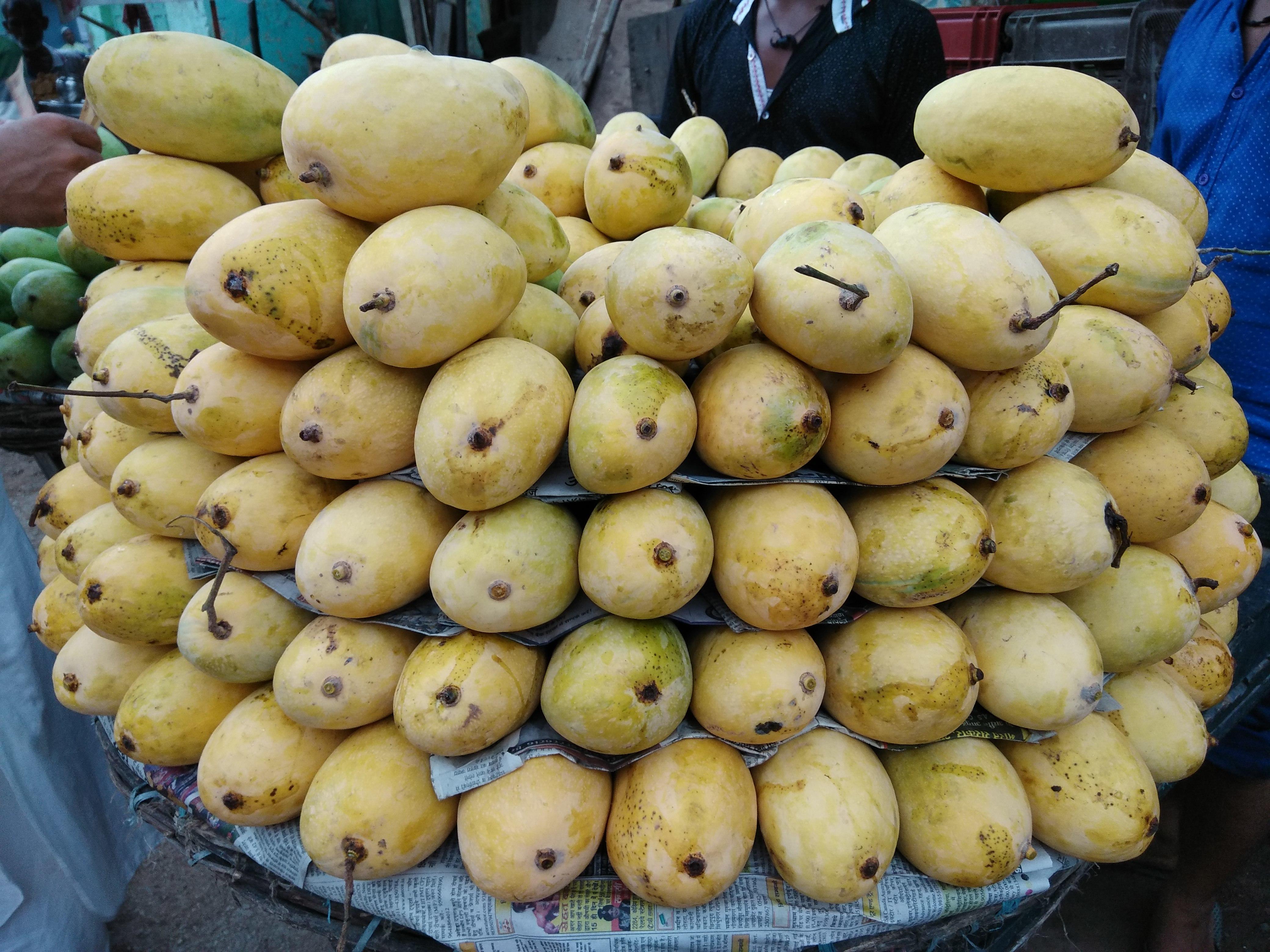インドのフルーツスタンド | たびこふれ