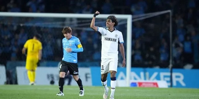 Drama 9 Gol, Jubilo Iwata vs Kawasaki Frontale, Pertarungan Epik di J1 League 2024