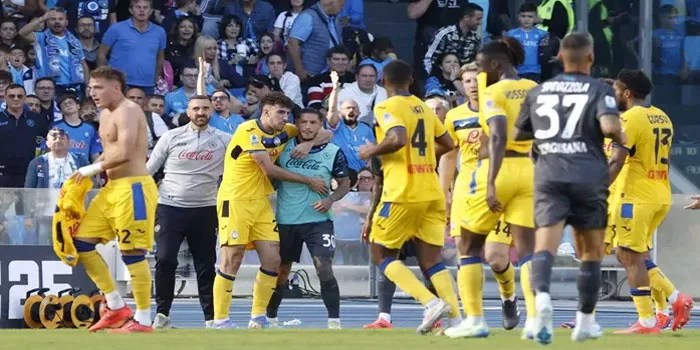 Atalanta Tundukkan Napoli Dengan Skor 3-0 Dalam Laga Dominan