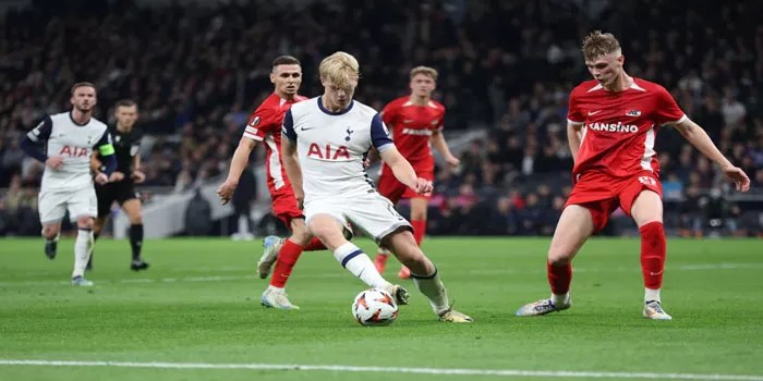 Tottenham Menangan Tipis 1-0 Atas AZ Alkmaar Di Liga Europa