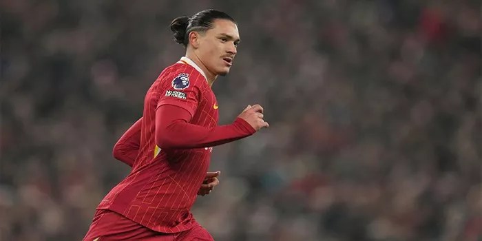 Liverpool Tundukkan Aston Villa 2-0