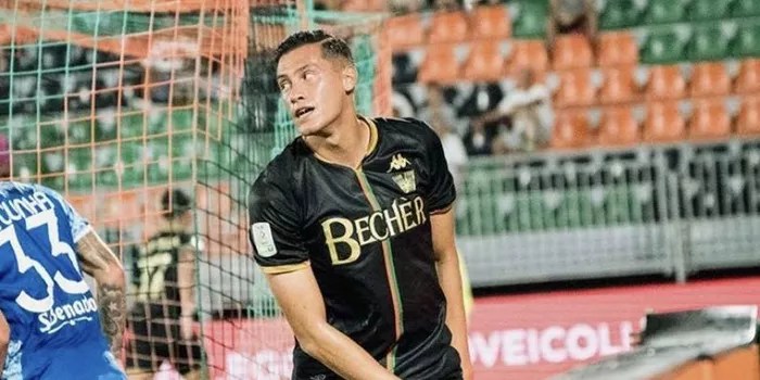 Jay Idzes Bermain Penuh, Venezia Takluk dari Parma