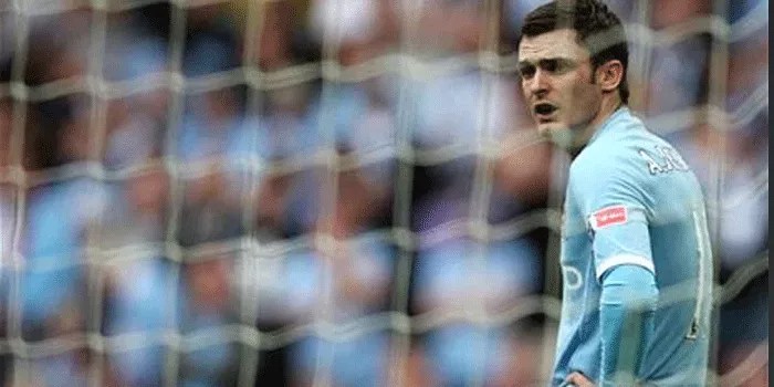 Adam Johnson Legenda Maut Citizen di Era-nya