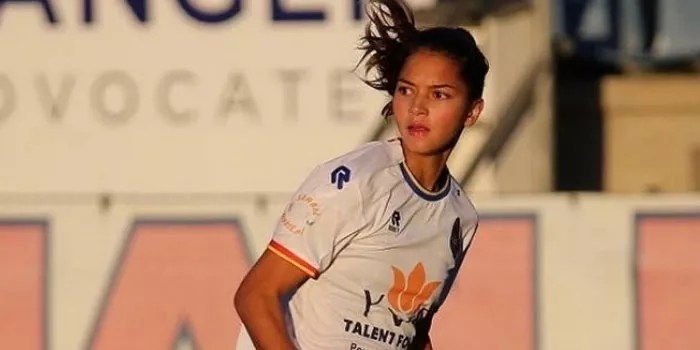 Estella Loupatty Generasi Baru Bintang Sepak Bola Putri Indonesia