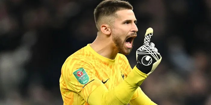 Tottenham Terancam Ditinggal Lama Guglielmo Vicario karena Cedera!