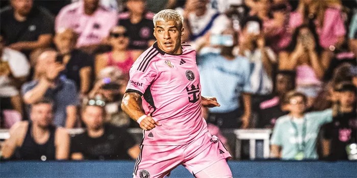 Inter Miami Resmikan Perpanjang Kontrak Luis Suarez