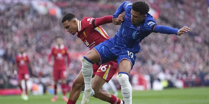 Enzo Maresca Pastikan Sancho Masih dalam Rencana Besar Chelsea