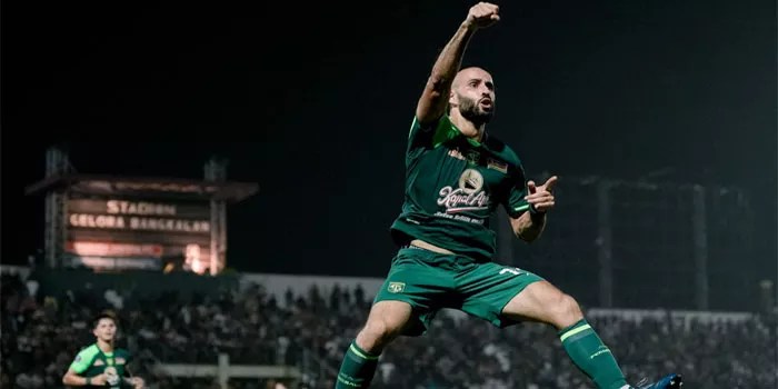 Brace Rashid Bawa Persebaya Taklukan Madura United