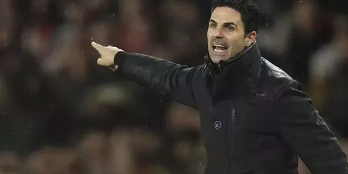 Rashford Atau Vlahovic, Siapa yang Lebih Cocok di Arsenal?