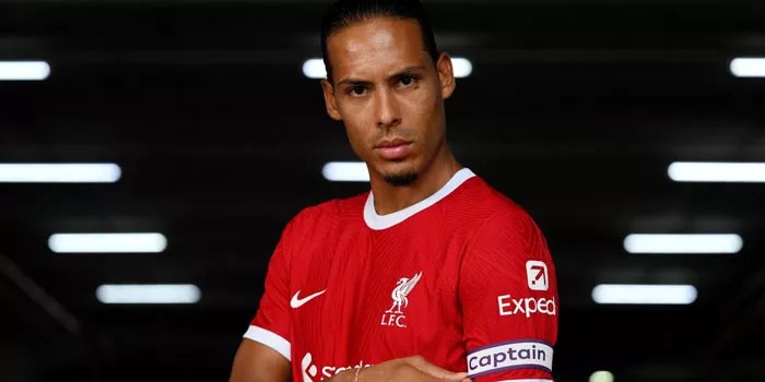 Van Dijk Santai Meski Nasib Nya di Liverpool Masih Belum Jelas