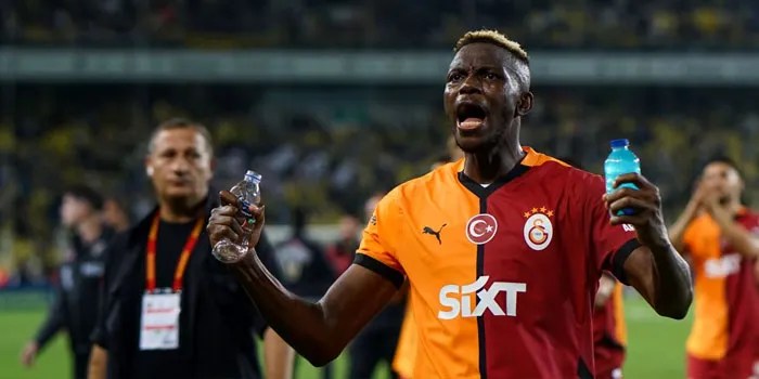 Ruben Amorim Mendesak MU Tebus Victor Osimhen dari Napoli