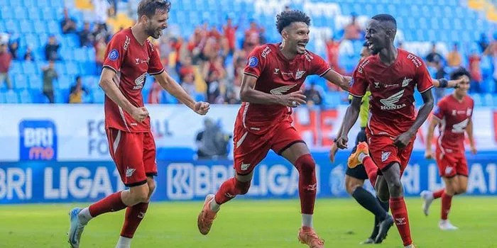 Drama 12 Pemain PSM, Kontroversi Atau Sesuai Prosedur?