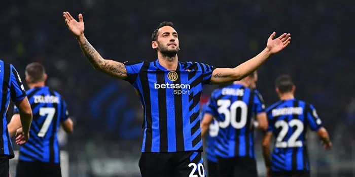 Hakan Calhanoglu Ingin Pensiun di Inter Milan