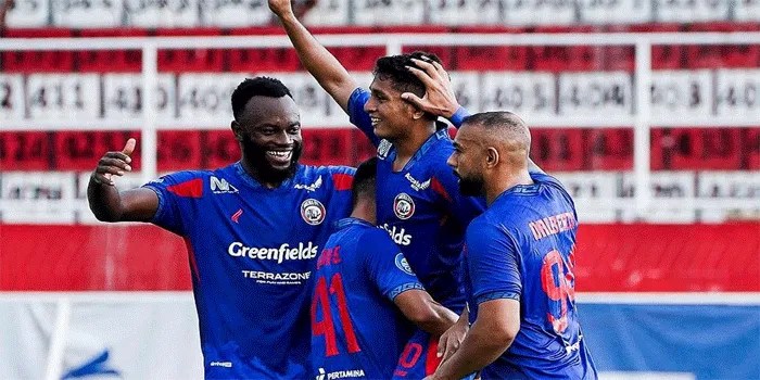 Arema FC Naik ke Papan Atas: Peluang Juara di Liga 1 2024-2025