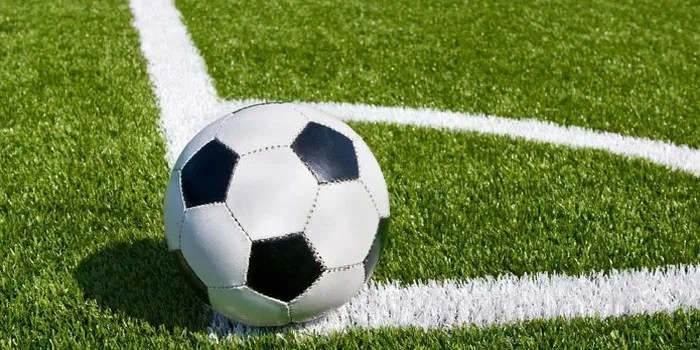 5 Legenda Sepak Bola yang Gagal saat Jadi Pelatih!