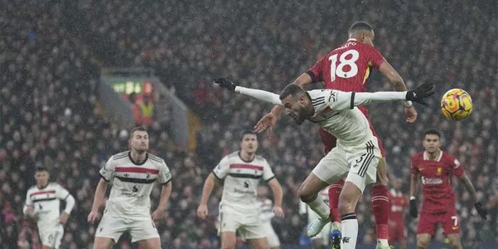 Kado Buruk Usai dari Anfield, 2 Pemain MU Terindikasi Alami Cedera