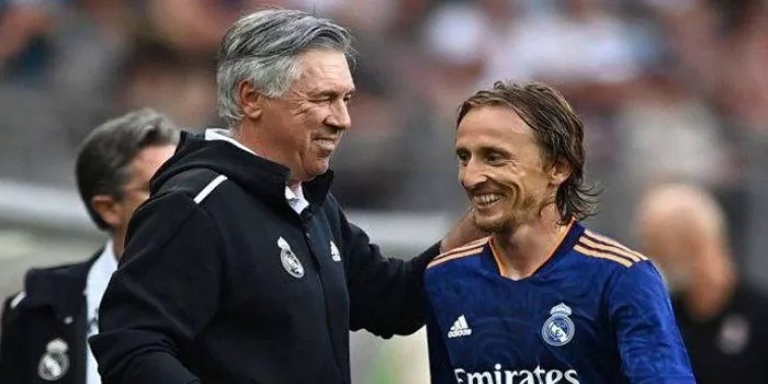 Ancelotti Sebut Modric sebagai Permata Sepak Bola​