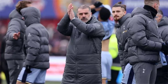 Ange Postecoglou Memahami Kekecewaan Tamworth Terhadap Tayangan Ulang