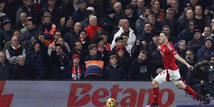 Nottingham Forest Nyaris Degradasi Ke Papan Atas Premier League!