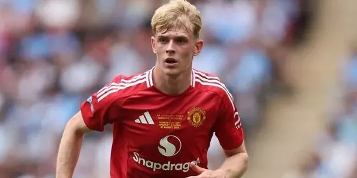 Toby Collyer, Gelandang Man United Catat 50 Operan di Liga Europa!
