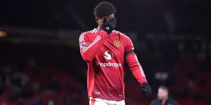 Keputusan Hansi Flick Mengancam Transfer Rashford Ke Barcelona