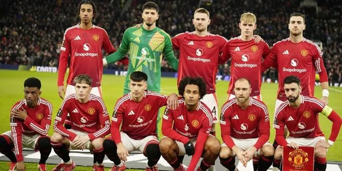 Manchester United Siapkan Skuad Terbaik untuk Tantang Fulham