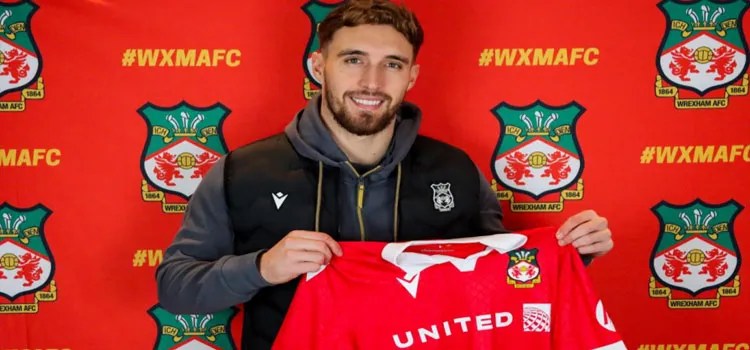 Wrexham Terus Maju ke League One saat Sam Smith Tampil Gemilang