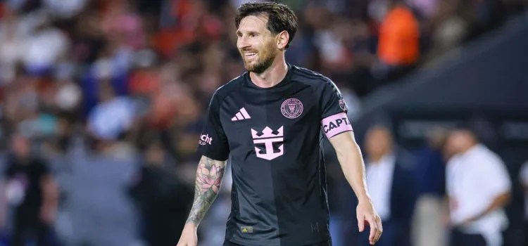 Wasit Minta Kaus Lionel Messi Setelah Miami Menang di Kansas