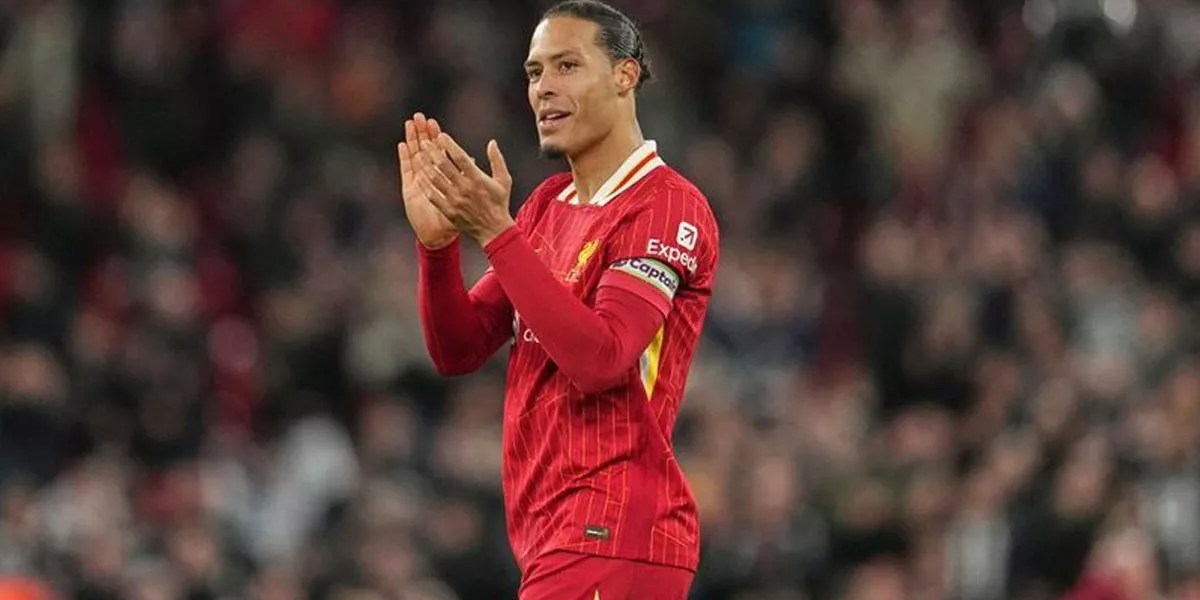 Barcelona Sabet Virgil van Dijk dari Klub Liverpool?
