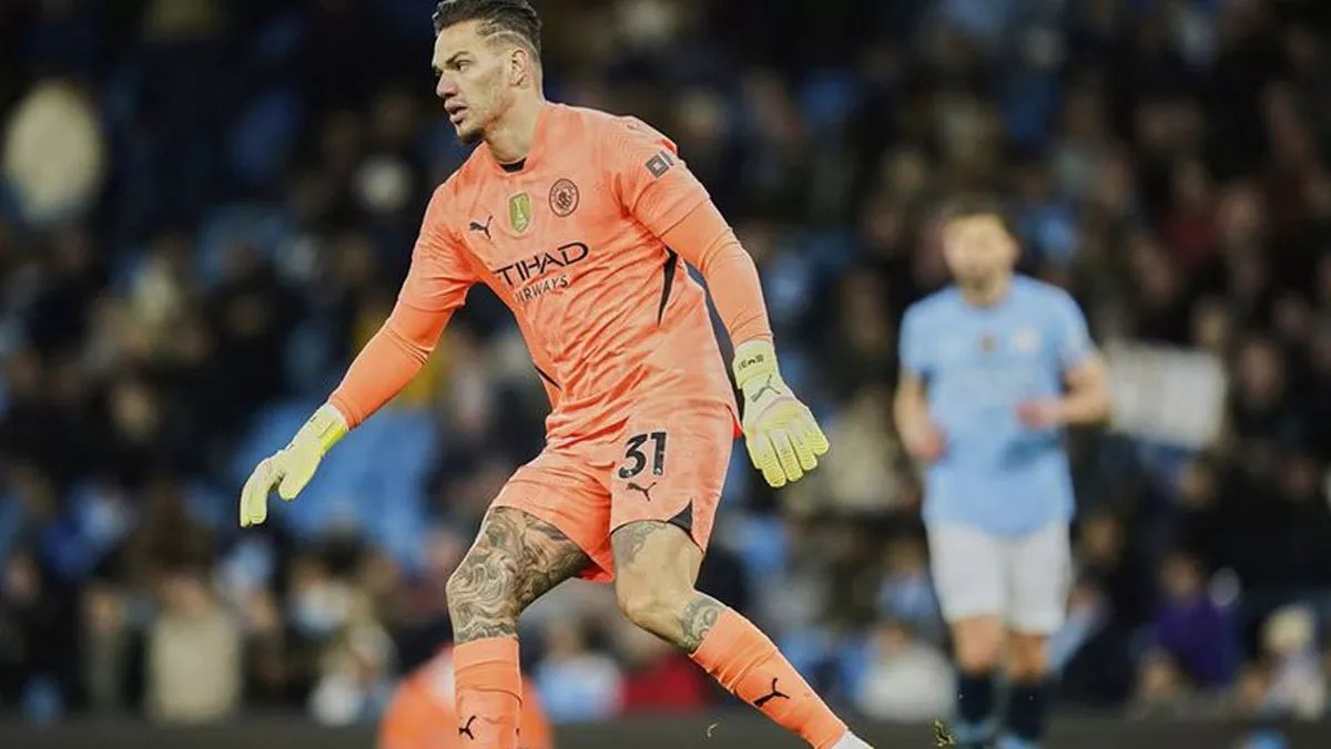 Ederson, Nyaris Tak Berkeringat di Tengah Dominasi Manchester City