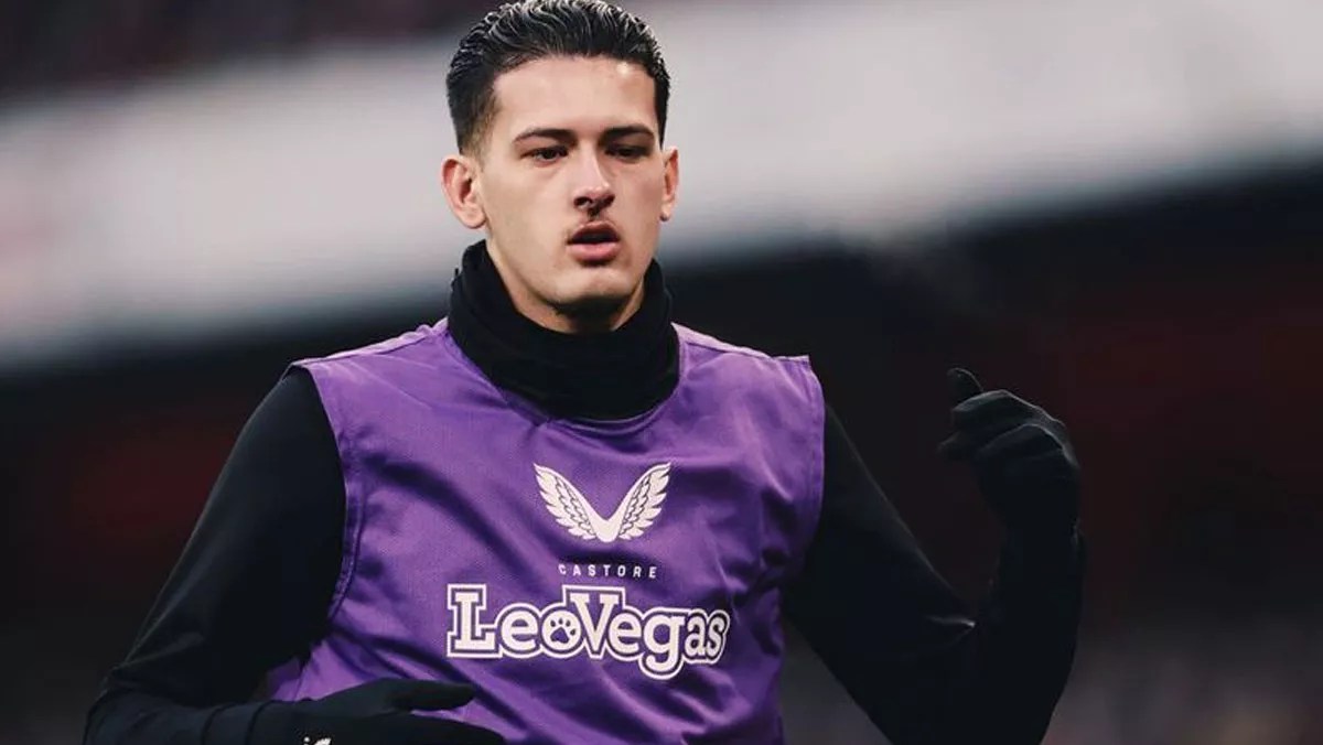 Justin Hubner: Gol Bunuh Diri, Kartu Kuning, Wolves U-21 Dibantai 1-4