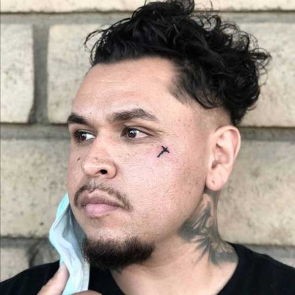 135+ Ideias De Tatuagens Masculinas E Femininas No Rosto 600_x_600_jpg