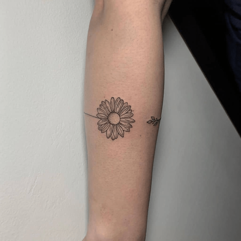 140+ Beautiful Daisy Tattoo Designs With Meanings (2022) - Tattoosboygirl 1000_x_1000_png