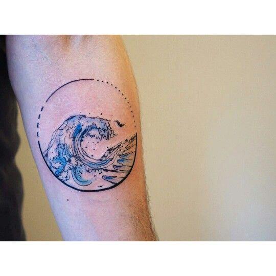 25 Bellissimi Tatuaggi Di Onde. Per Avere Il Mare Sempre Con Sé 540_x_540_jpg